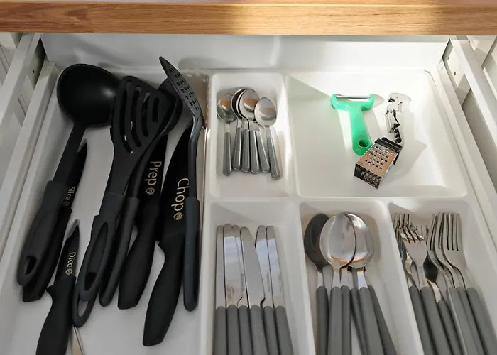 شقة Yellow With Free Parking