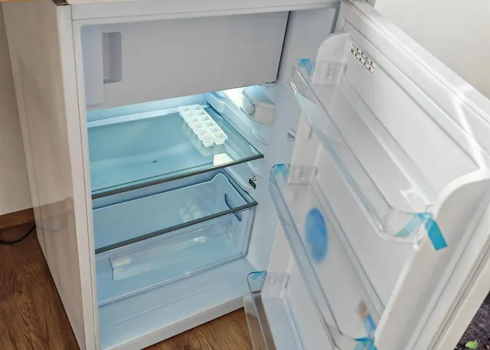 Yellow With Free Parking Apartment Ljubljana