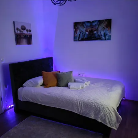 Yellow With Free Parking Lejlighed Ljubljana