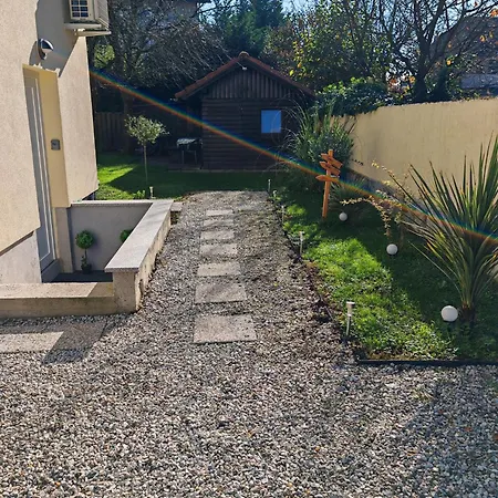 Yellow With Free Parking Lejlighed Ljubljana